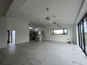 Photo 28- click for photo gallery